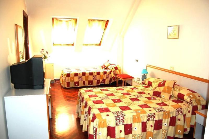 Hotel Cristal 1 A Coruna Ngoại thất bức ảnh