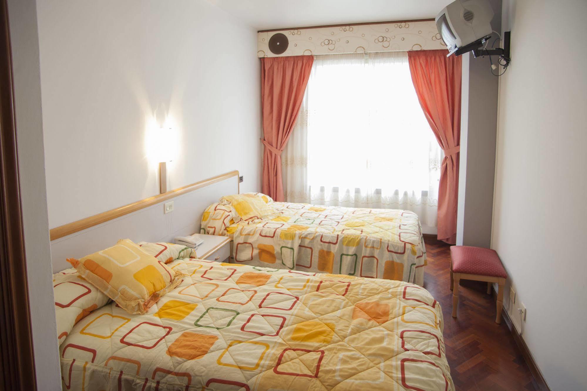 Hotel Cristal 1 A Coruna Ngoại thất bức ảnh